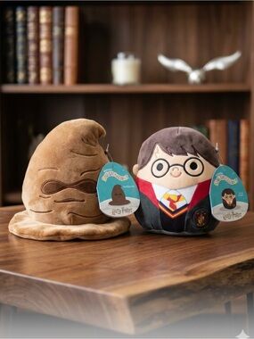 Mini 6in.- Squishmallow Plush Set - The Sorting Hat & Harry Potter